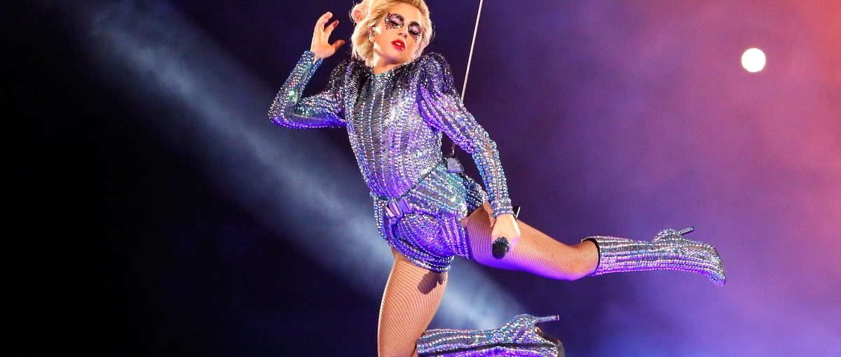 Lady Gaga Show live performance at Super Bowl break time